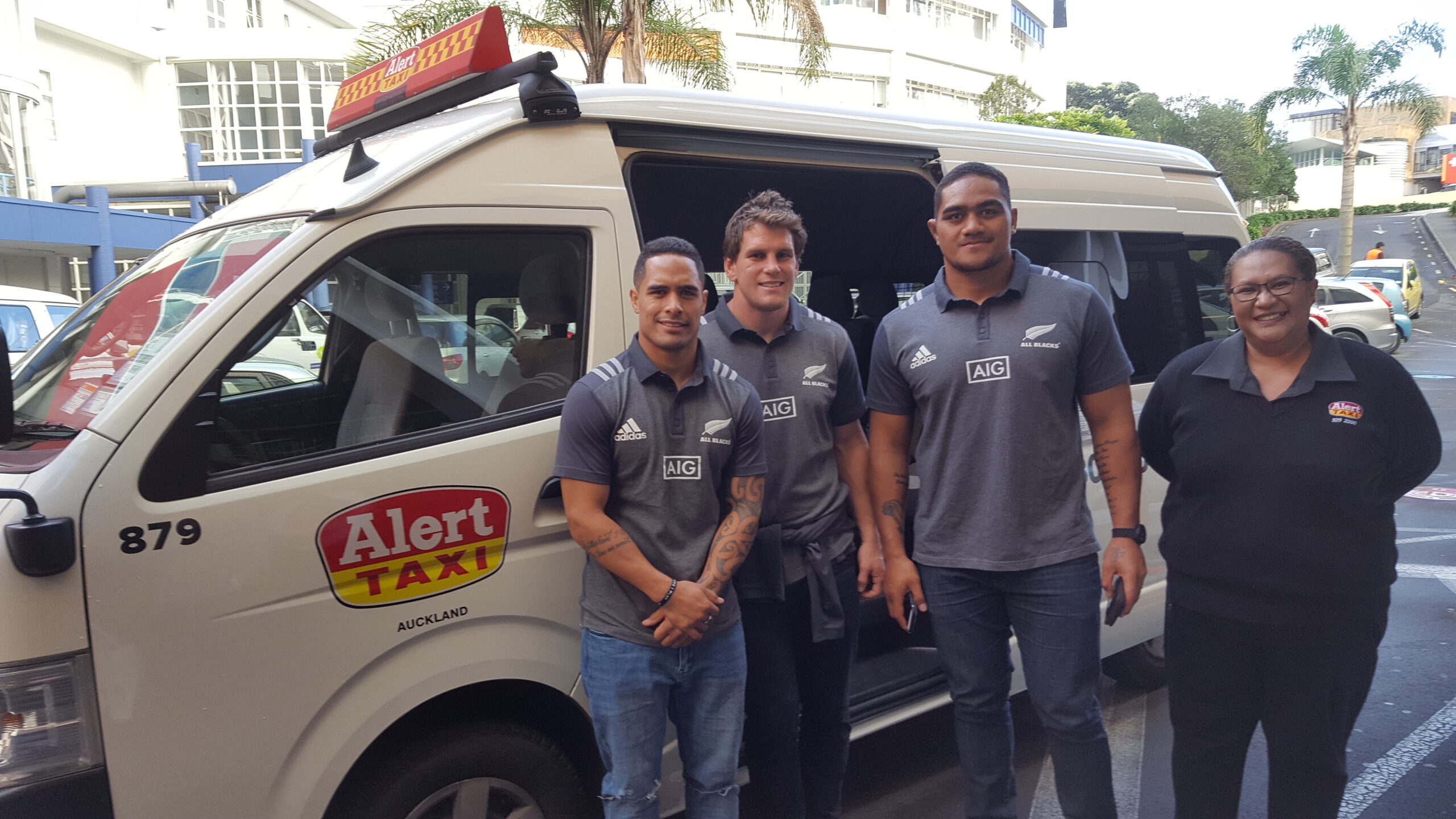 Kiwi Legends & Alert Taxi